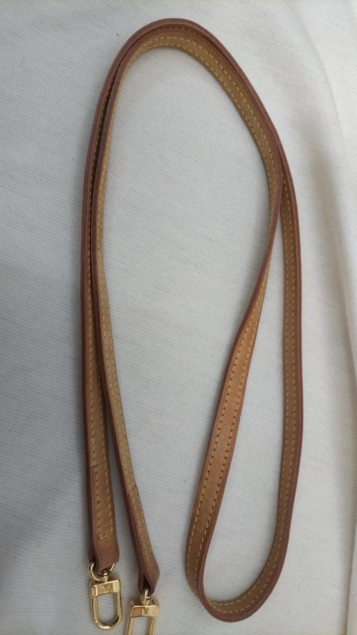 ショルダー長さ約122cm