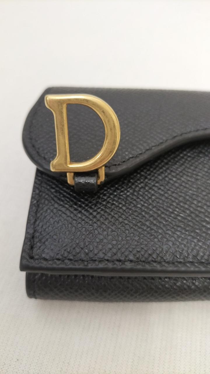 若干、キズ有り