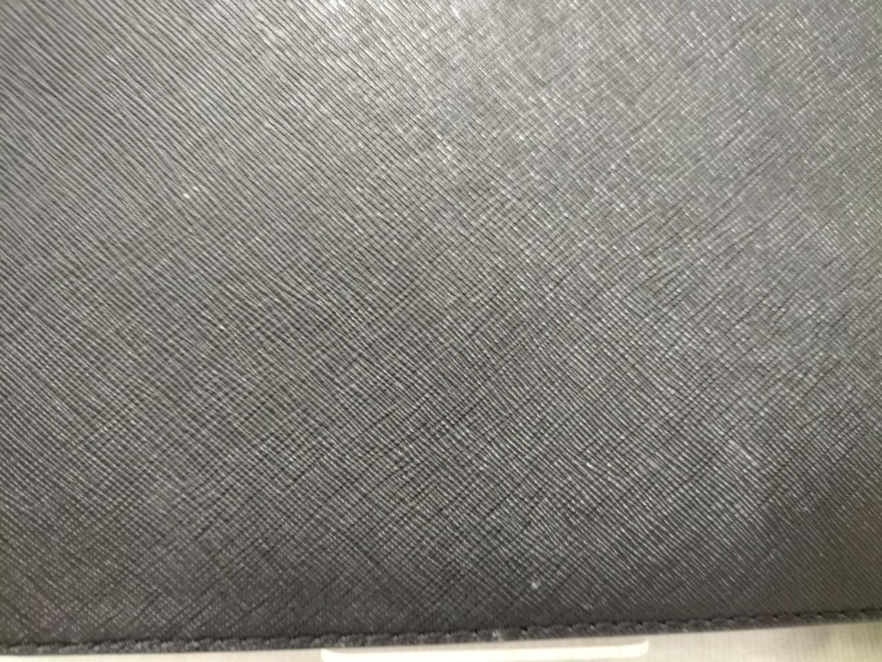 キズの様なもの有り