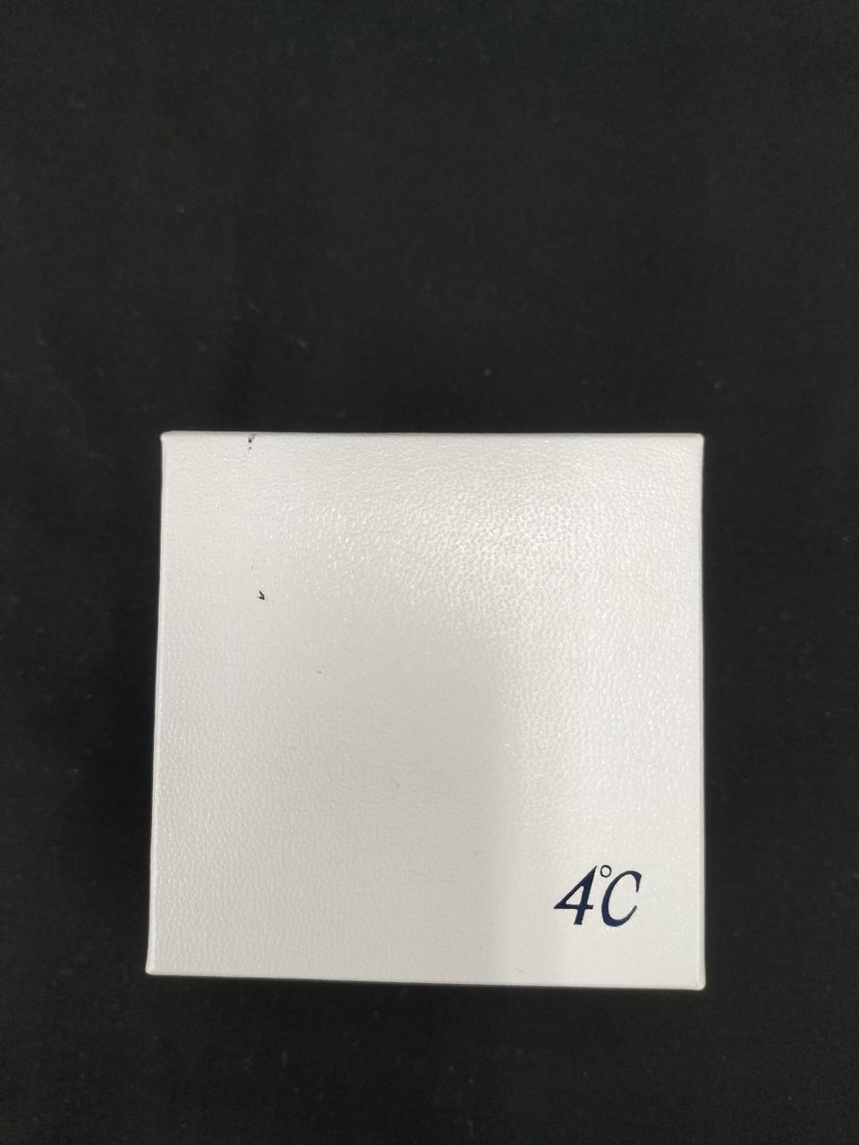 外箱に汚れ有り