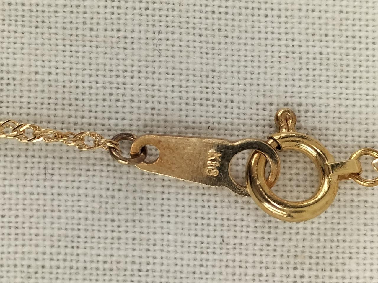 汚れの様なもの有り