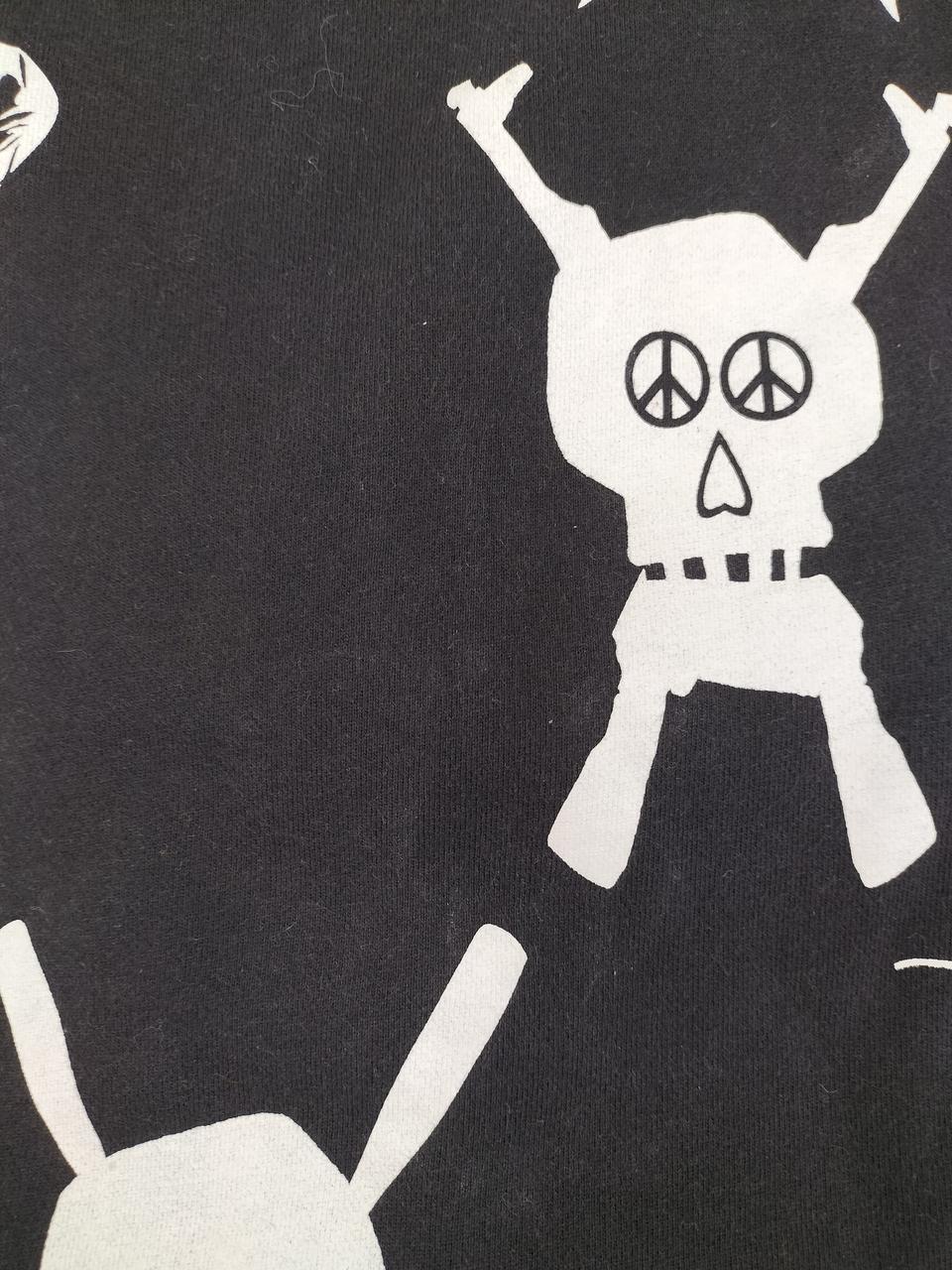 背面：汚れの様なもの有り