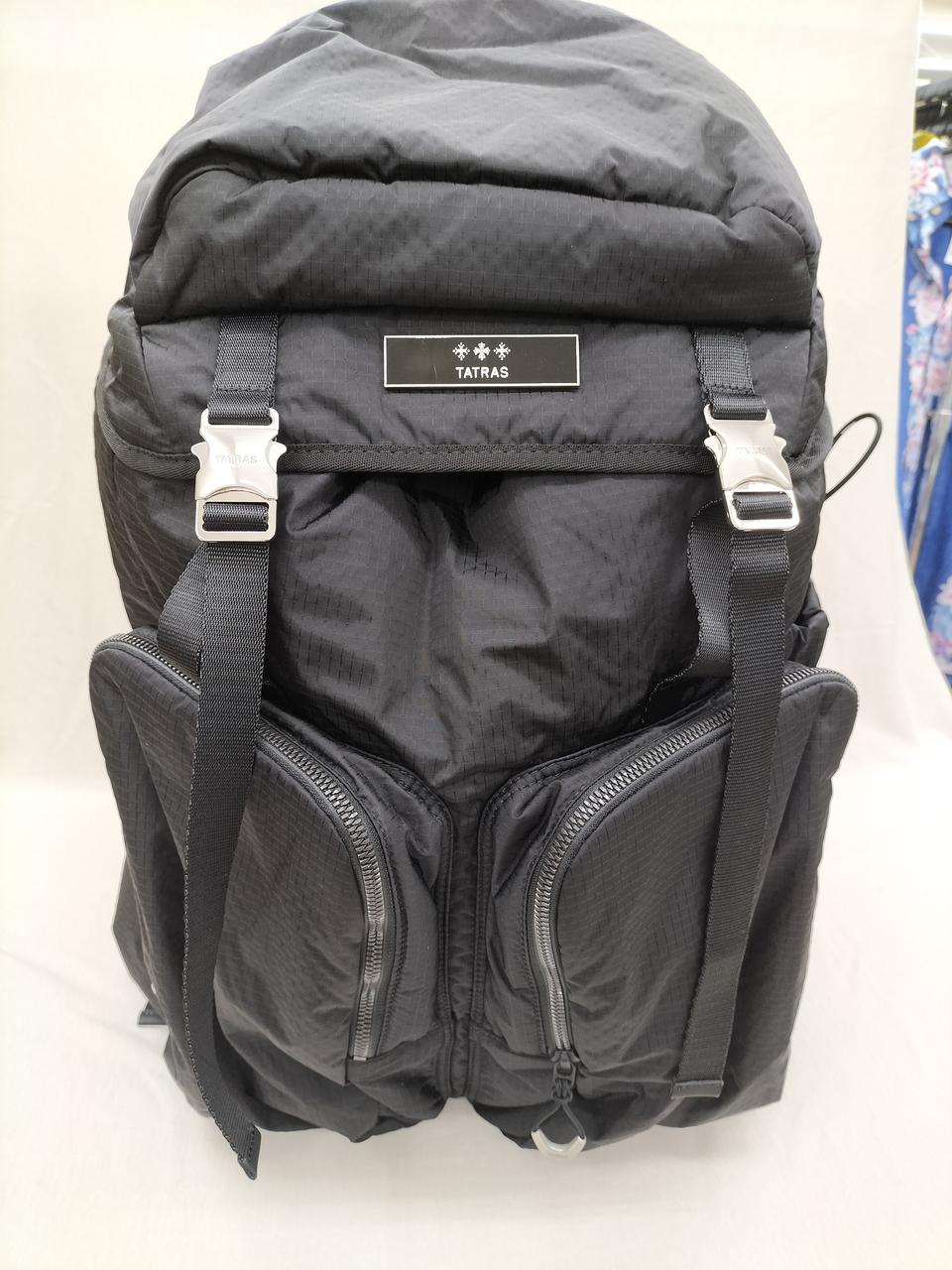 ほぼ未使用品　TATRAS × THE BERRICS コラボ　リュック　黒 2025年最新】TATRAS リュック・バックパックの人気アイテム