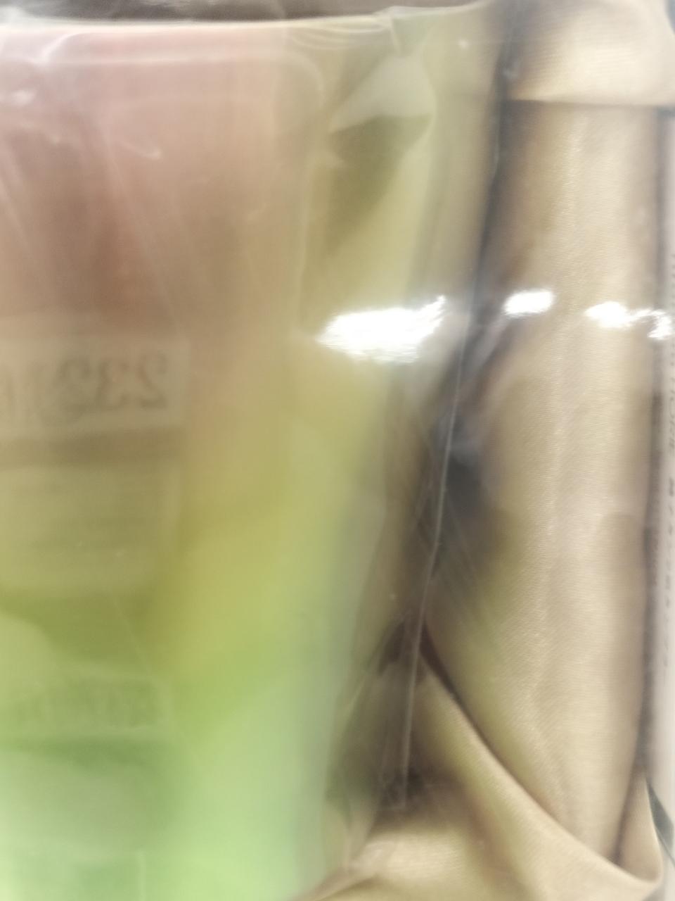 外箱にキズ等有