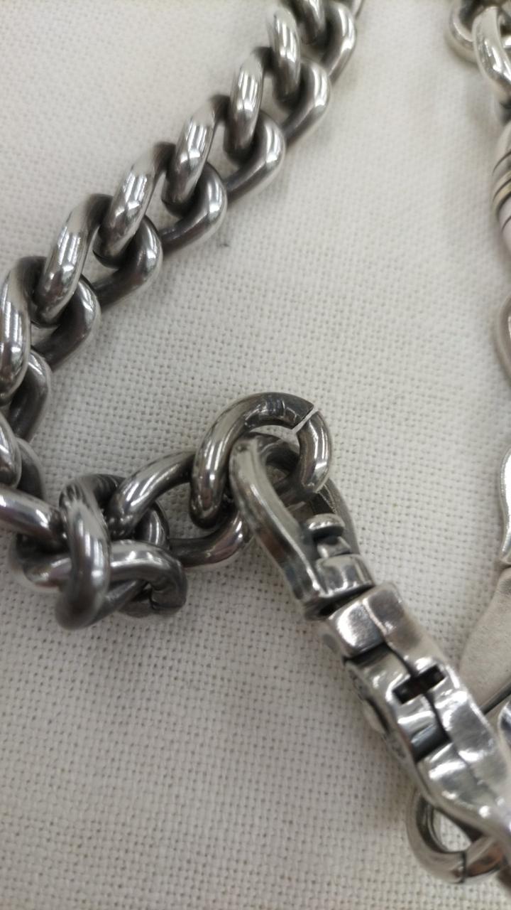 凹みキズ他何箇所か有