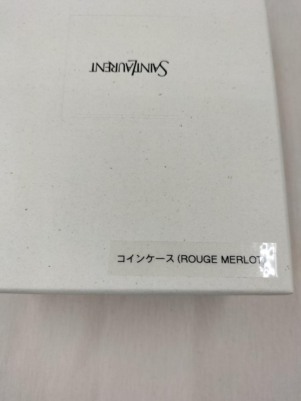 外箱にシール付いてます