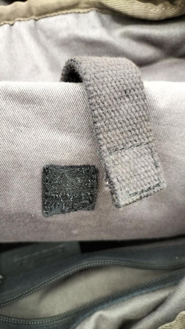 内側マジックテープ留まりません。