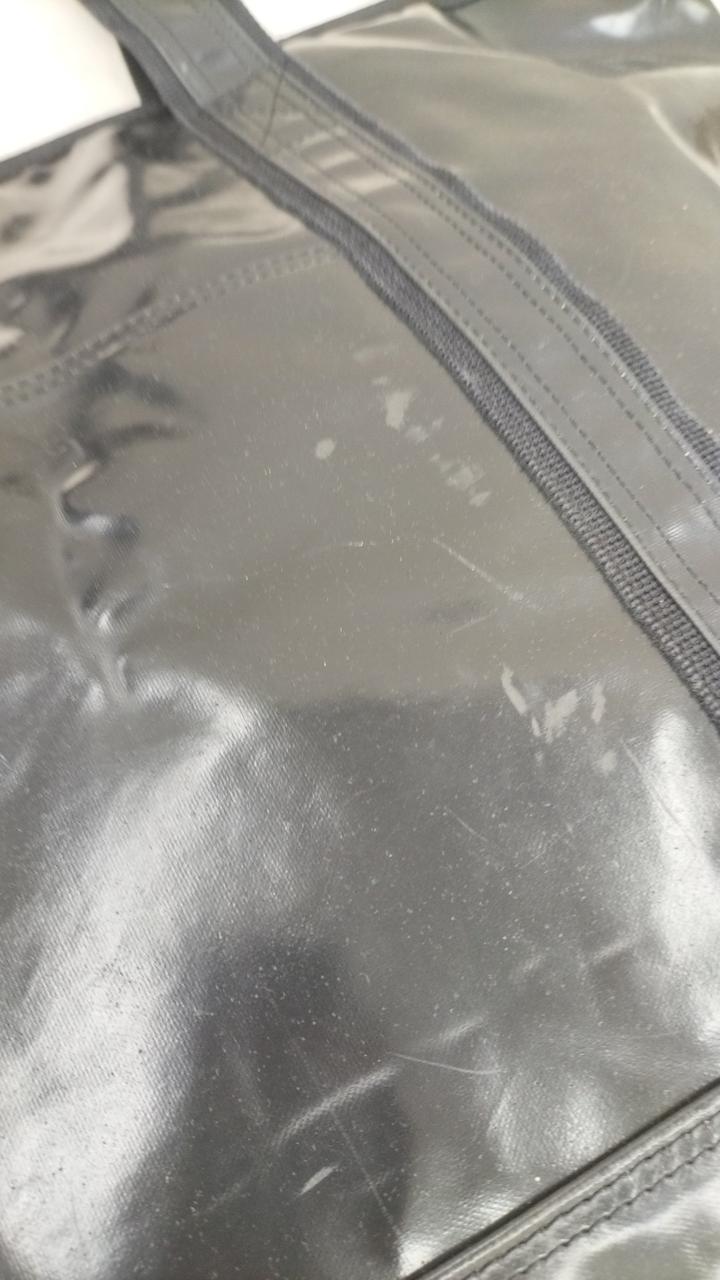全体的にキズ汚れ有