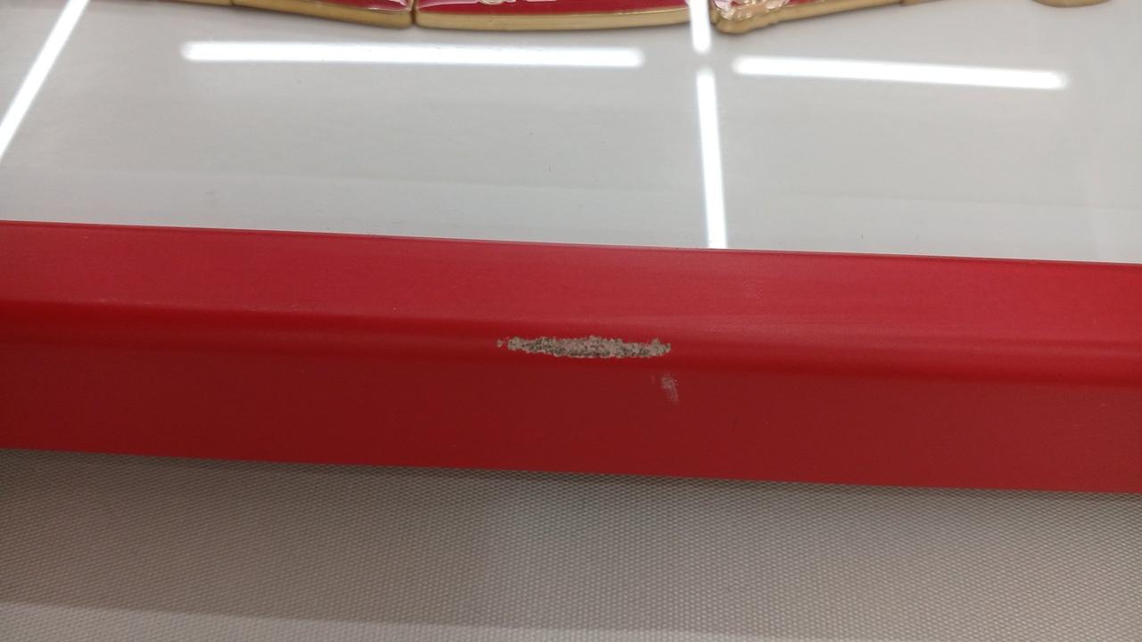 額縁はがれあり