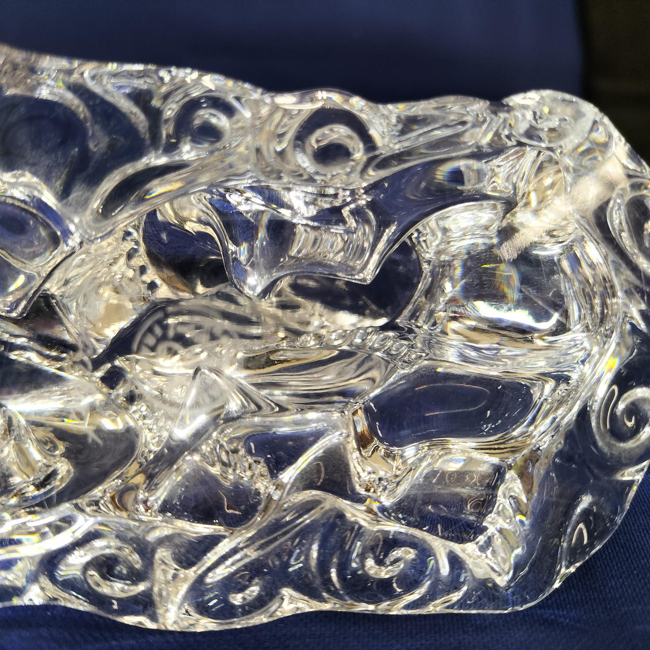 メーカー名刻印部