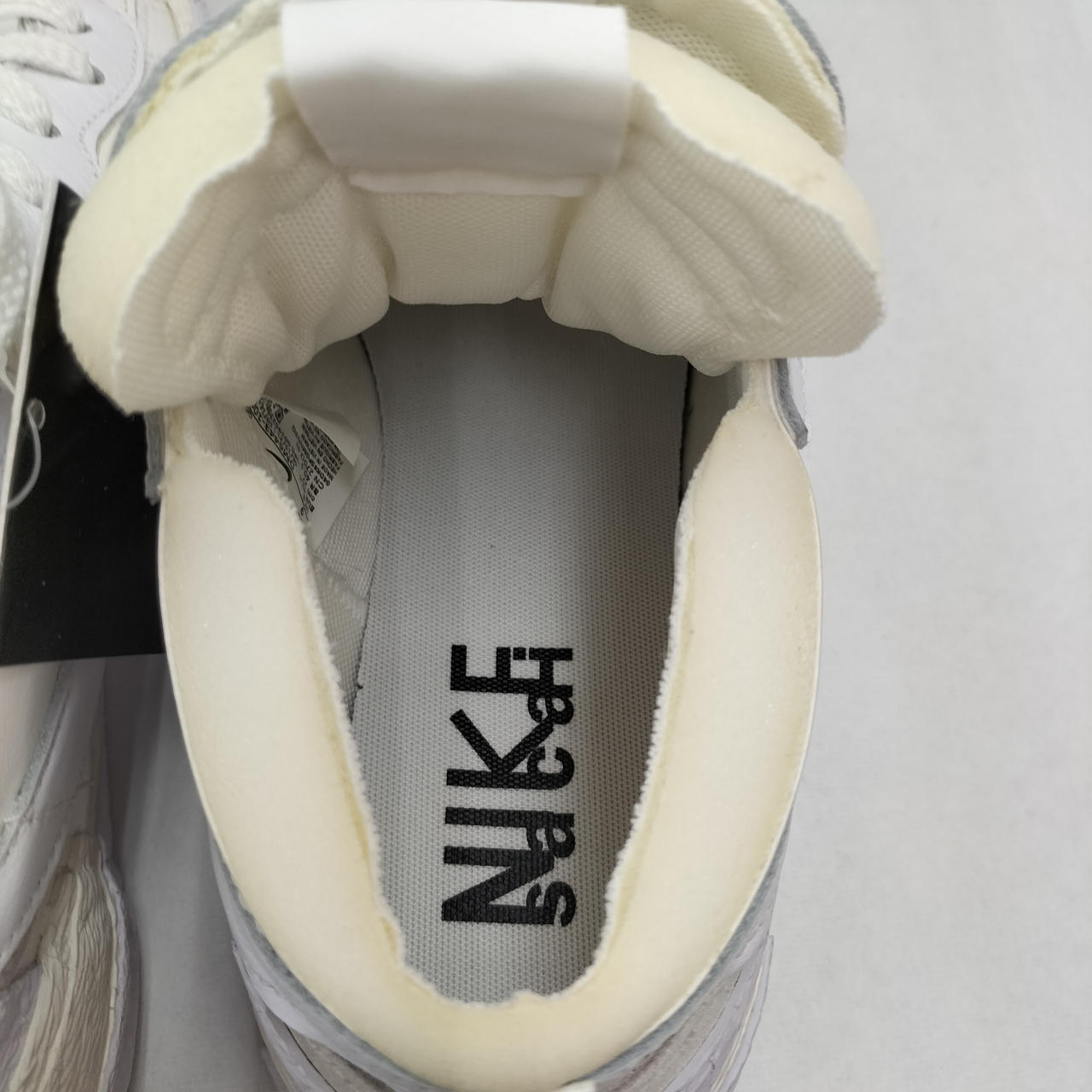 右足も変色が始まってます