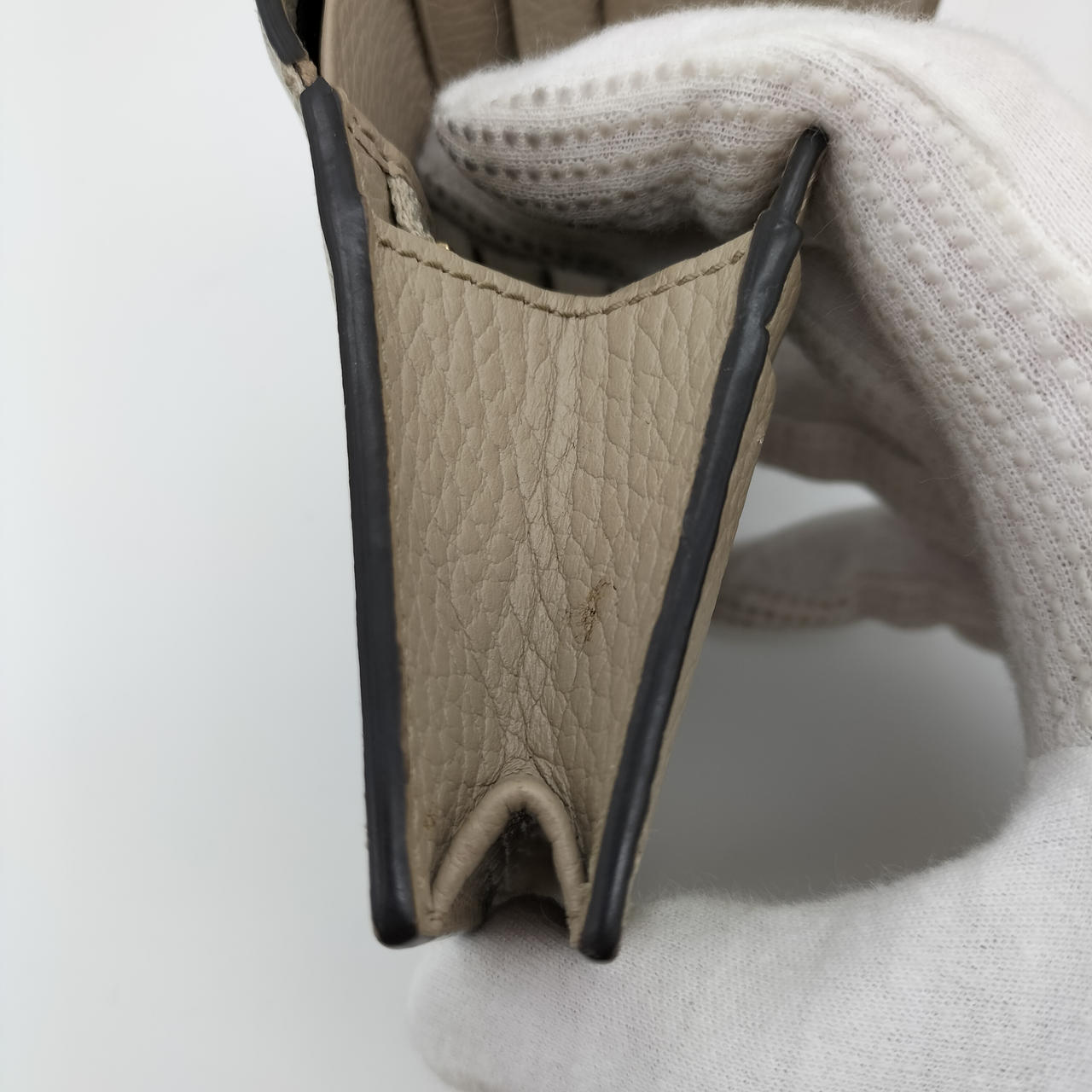 コインケース部横汚れ