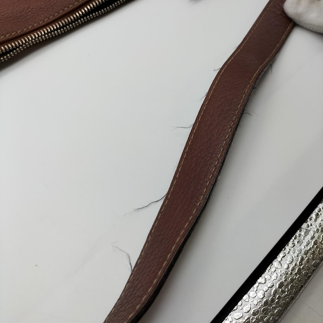 ショルダーほつれ