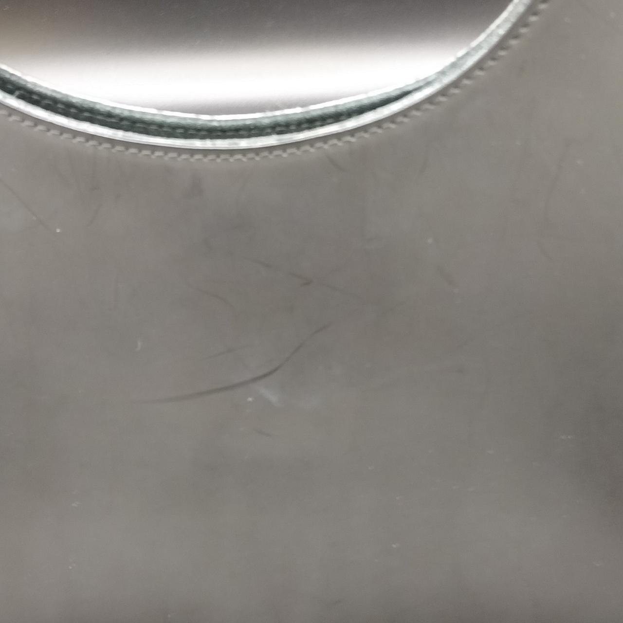 汚れキズあります。