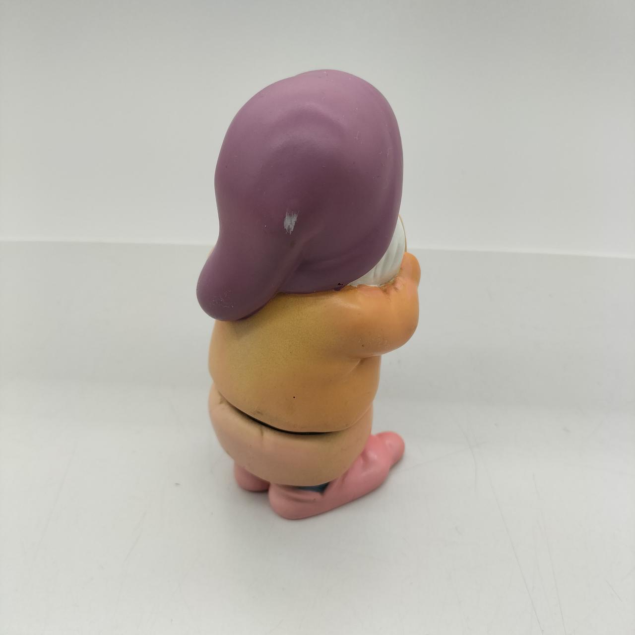 背面が日焼けして退色しています。