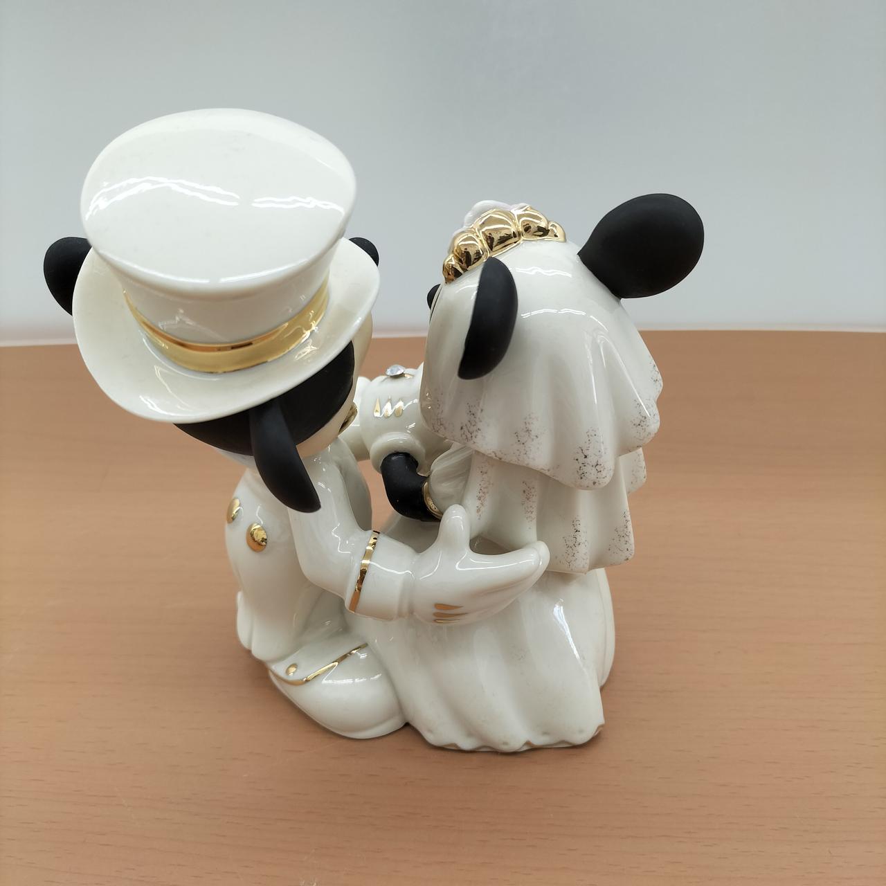 傷があります。