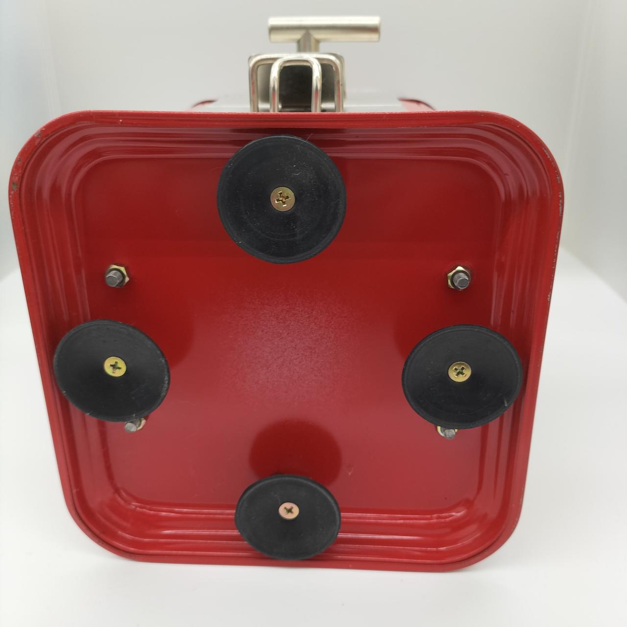 裏に吸盤付いてます