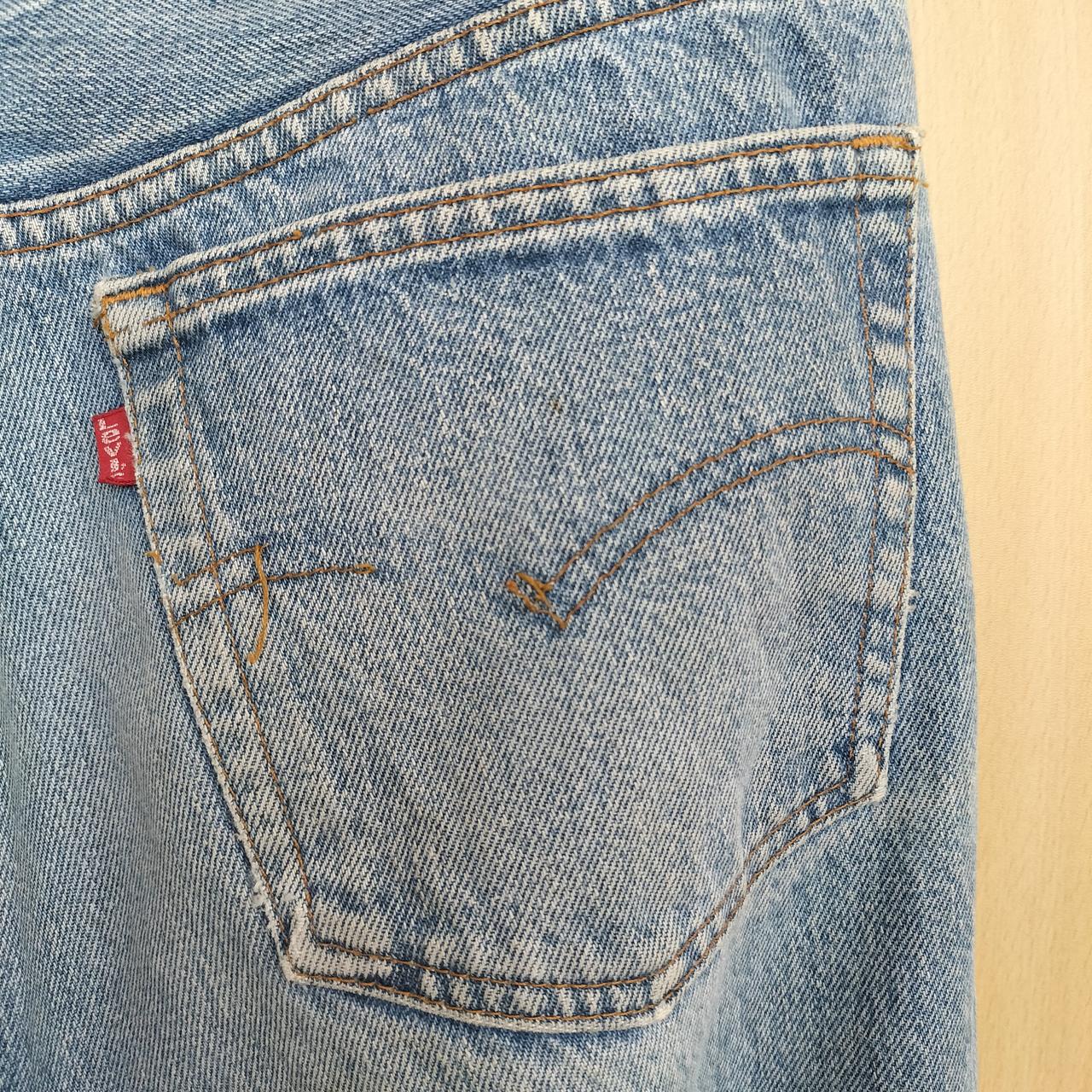 ステッチ部分ほつれ有ります