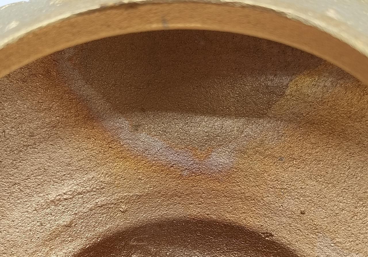 中に汚れあります。