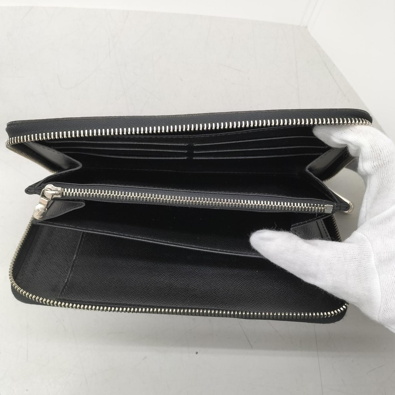 ルイヴィトン(LOUIS VUITTON)|グラフィットジッピー