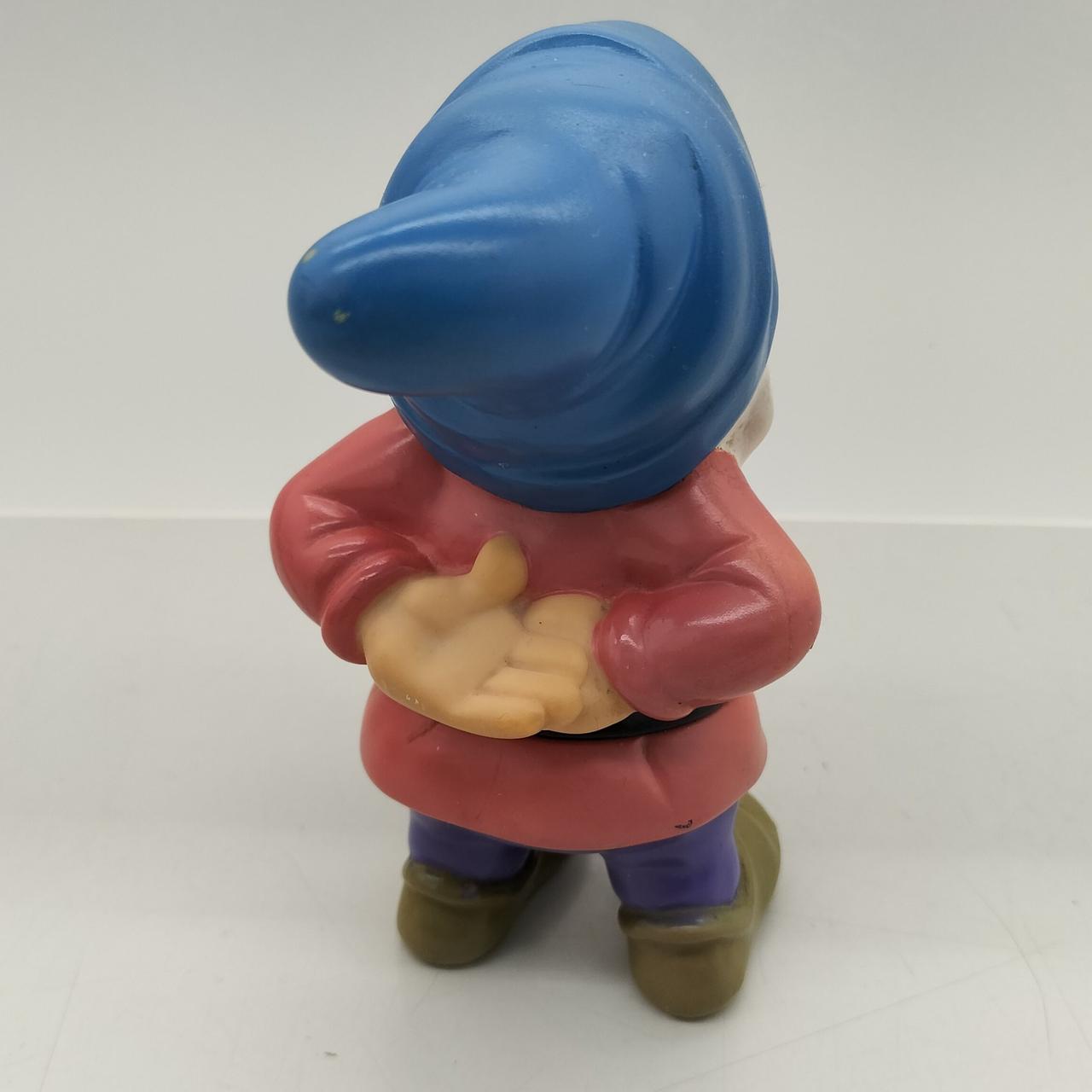 背面が日焼けして退色しています。