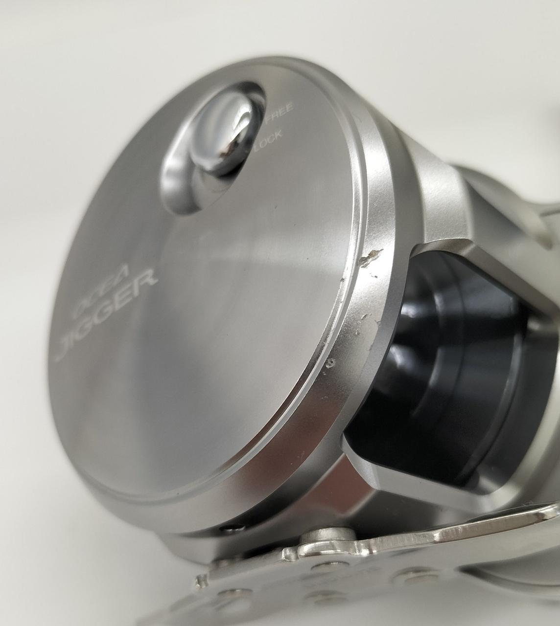 キズあります。