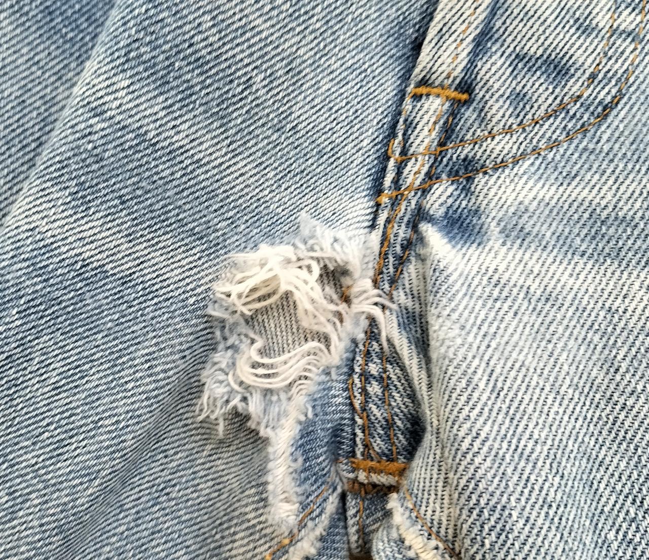 穴空いてます