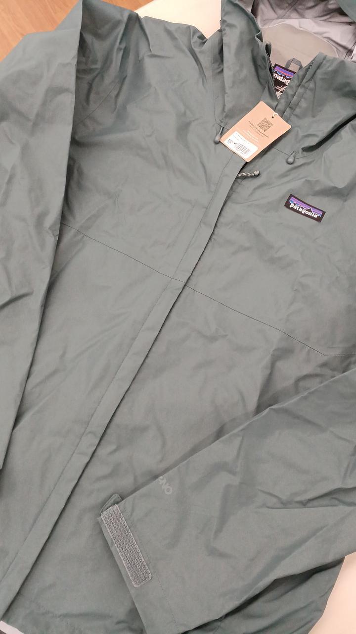 PATAGONIA 型番：85241 TORRENTSHELL 3L RAIN JKT