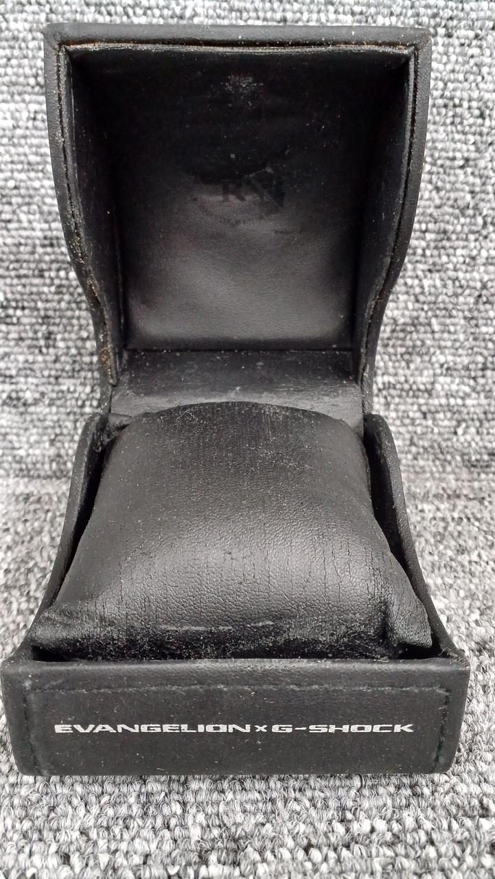 ケース劣化あります。