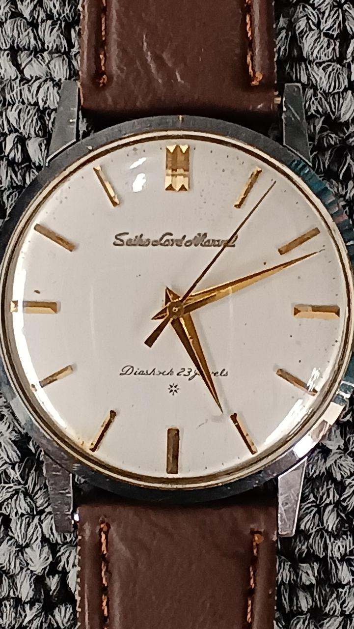 ガラス内汚れあります。