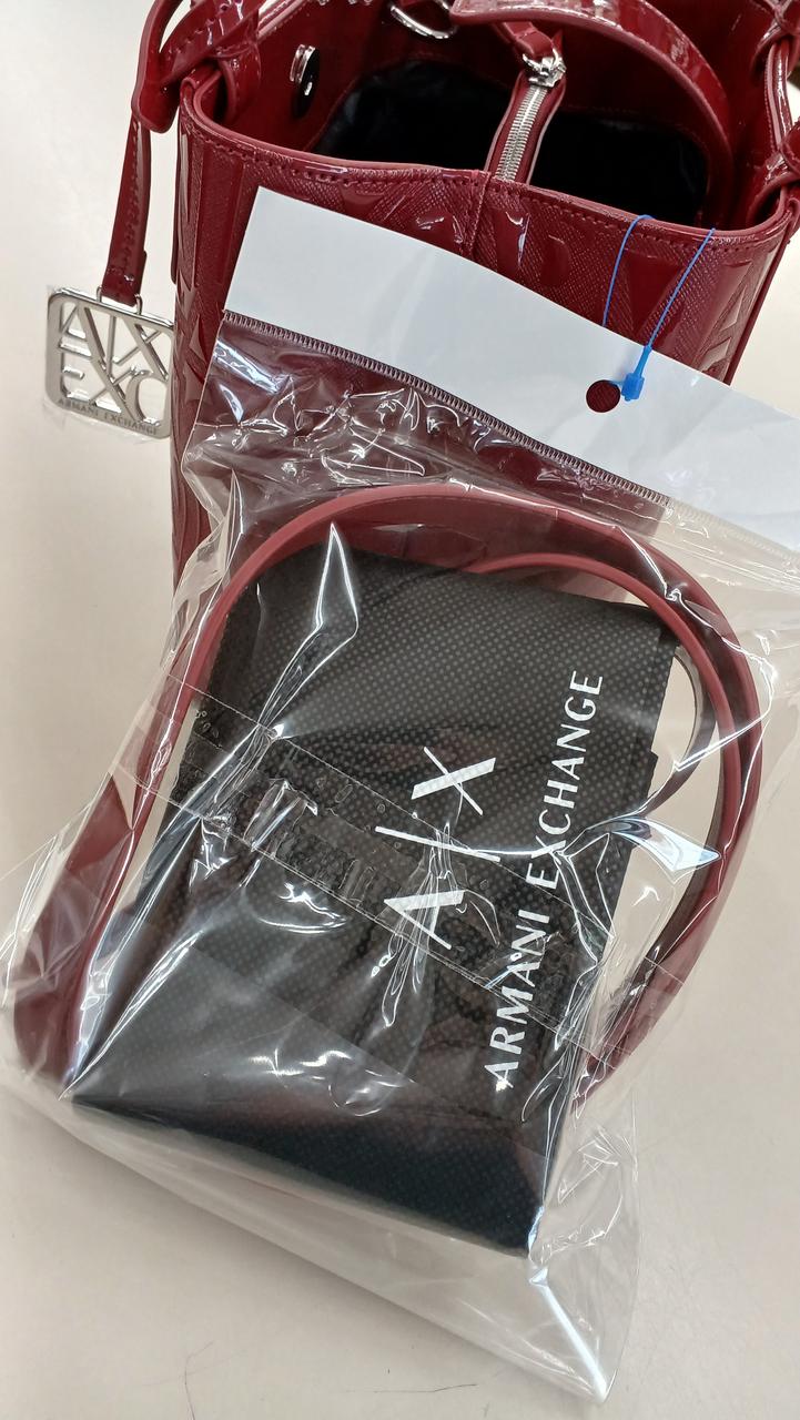 ショルダー紐、保存袋つき