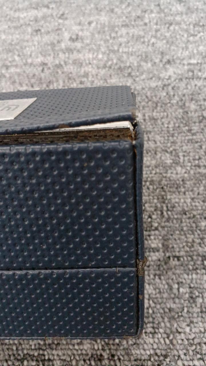 箱劣化しています。