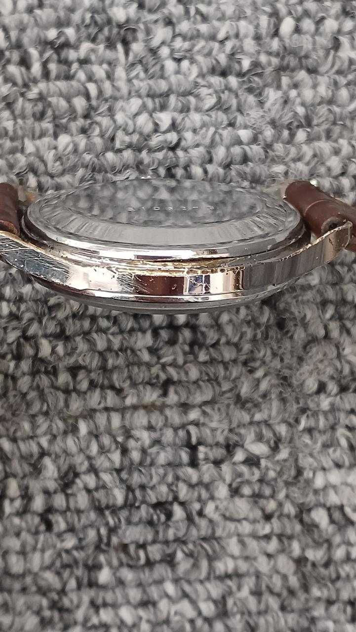 側面削れあります。