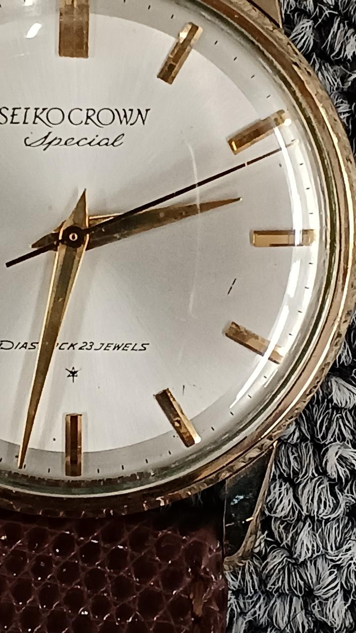 内側に傷あります。