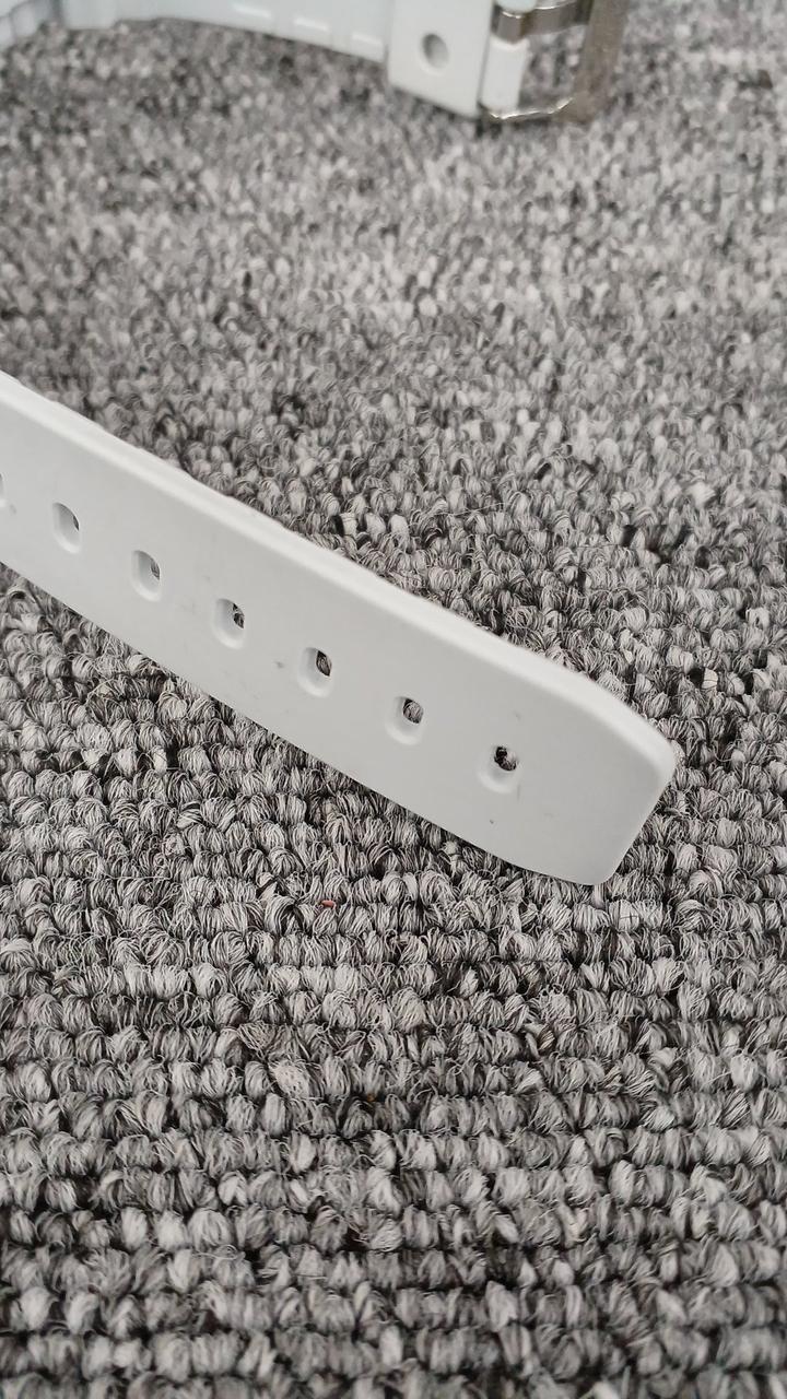 ベルト所々汚れあります。