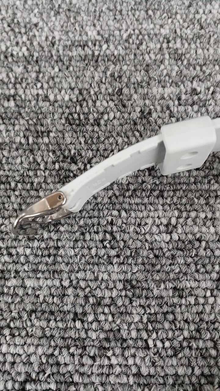 ベルト所々汚れあります。