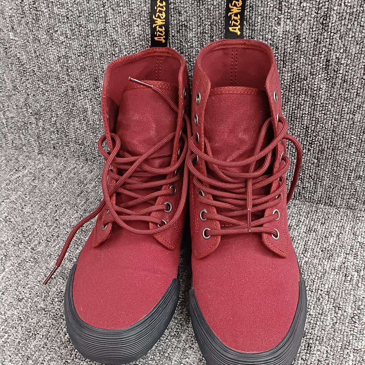 ベロに変色あります。