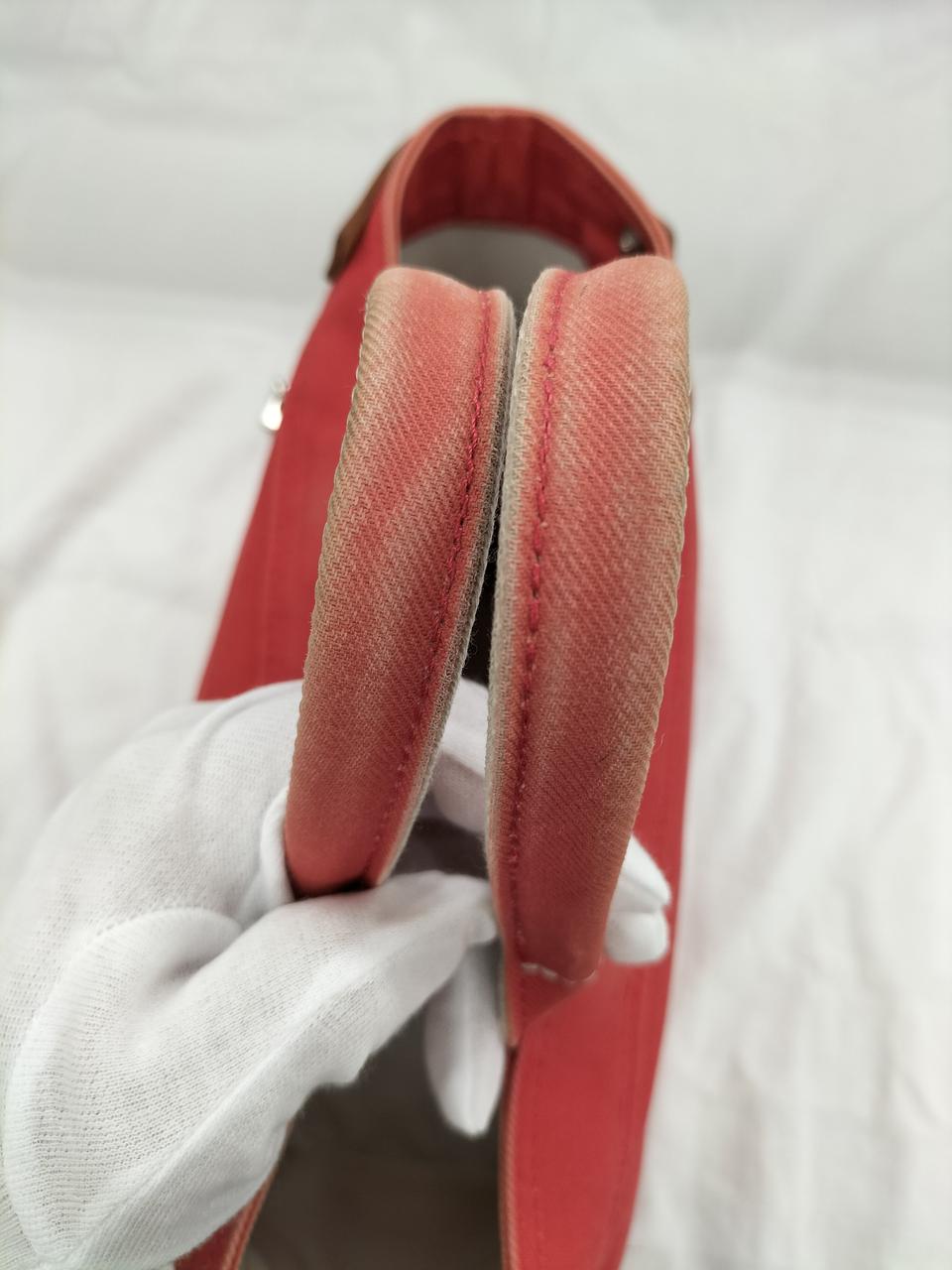 変色やスレ等ご使用感がございます。