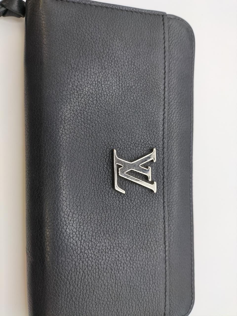 中央ロゴ部分でICタグ検知しました