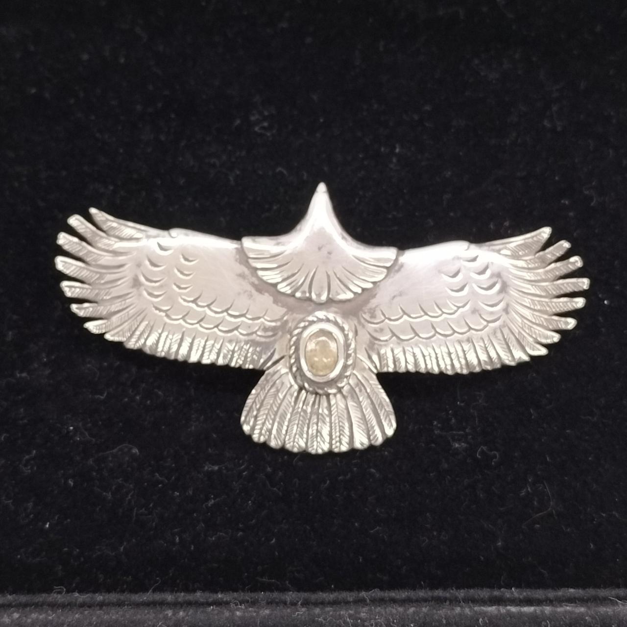 キズなどご使用感がございます。