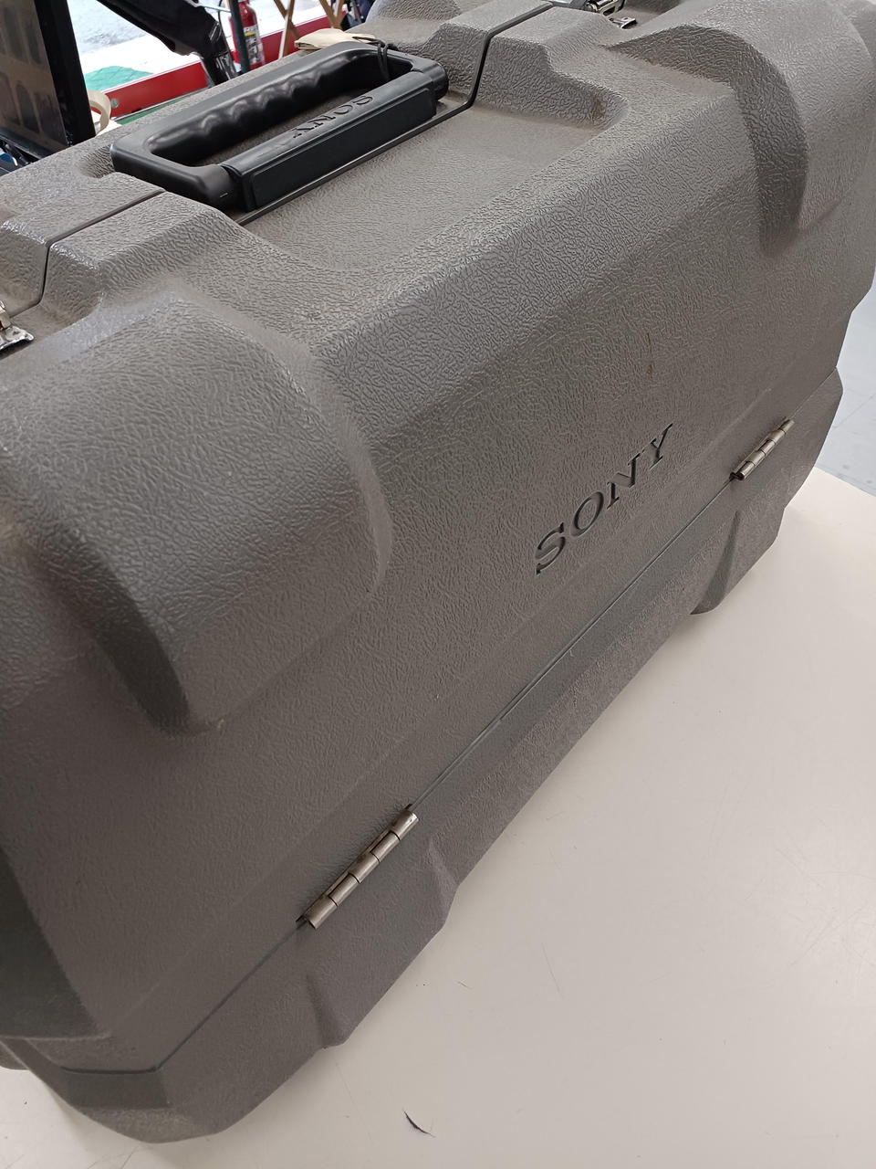 SONY HXR-MC1 + ACC-H1BP 長期保管品ジャンク扱い SONY HXR-MC1 + ACC