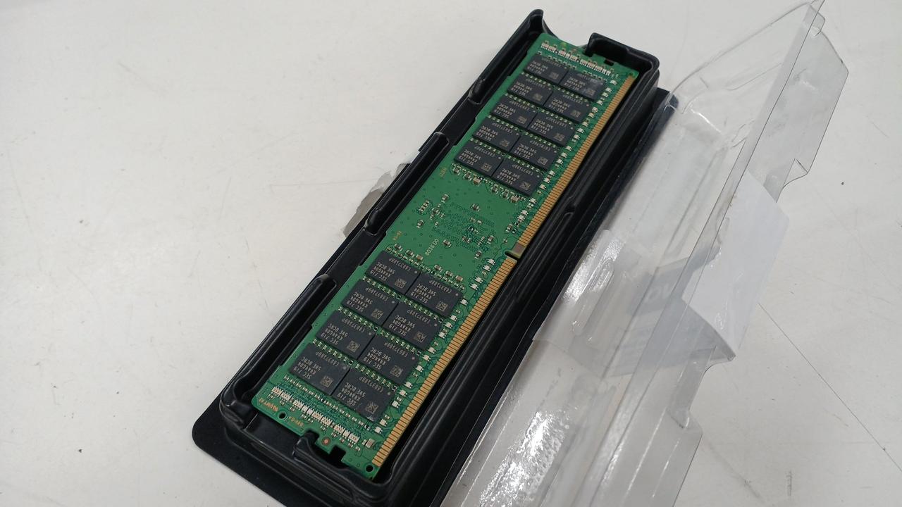 SAMSUNG|サーバー用メモリPC4-2400T 16GB 1枚|【ハードオフ公式通販