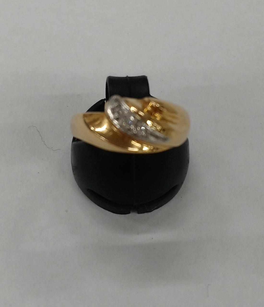 - 型番：K18/PT900 リング リングコンビ