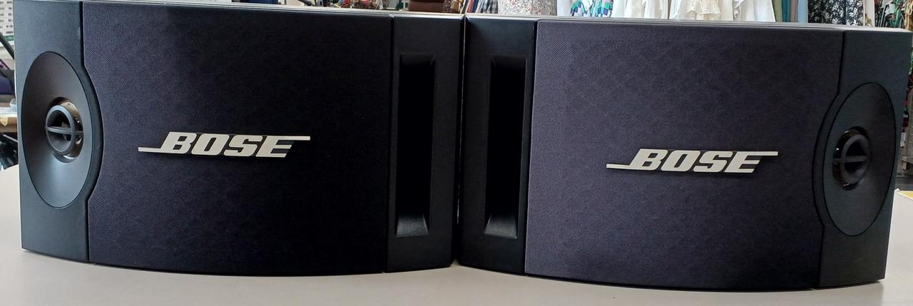 【廃盤】BOSE 111PYB スピーカー　ペア　ボーズ　音出し良好 音出し・状態良好】BOSE 111PYB ブラケット付き ペア 天井