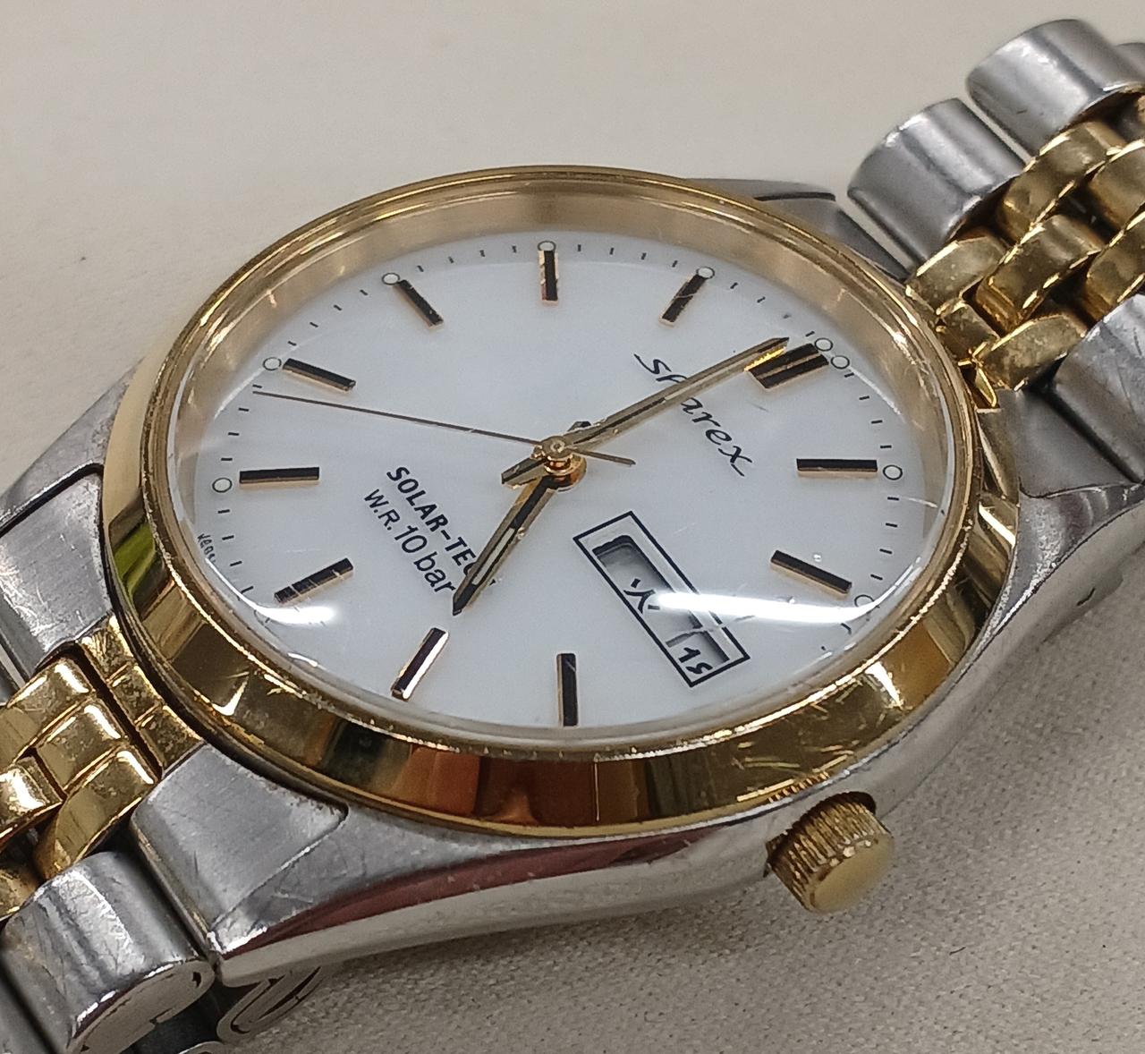 写真で写りにくい細かなキズあり