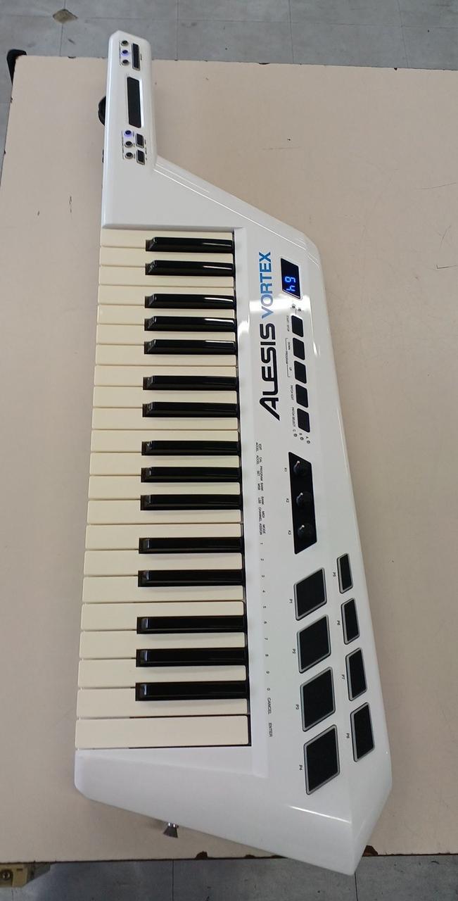 アレシス(ALESIS)|MIDIキーボード|【ハードオフ公式通販】オフモール