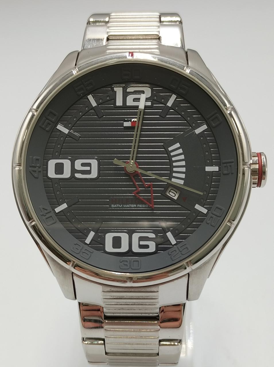 本体のみとなります。