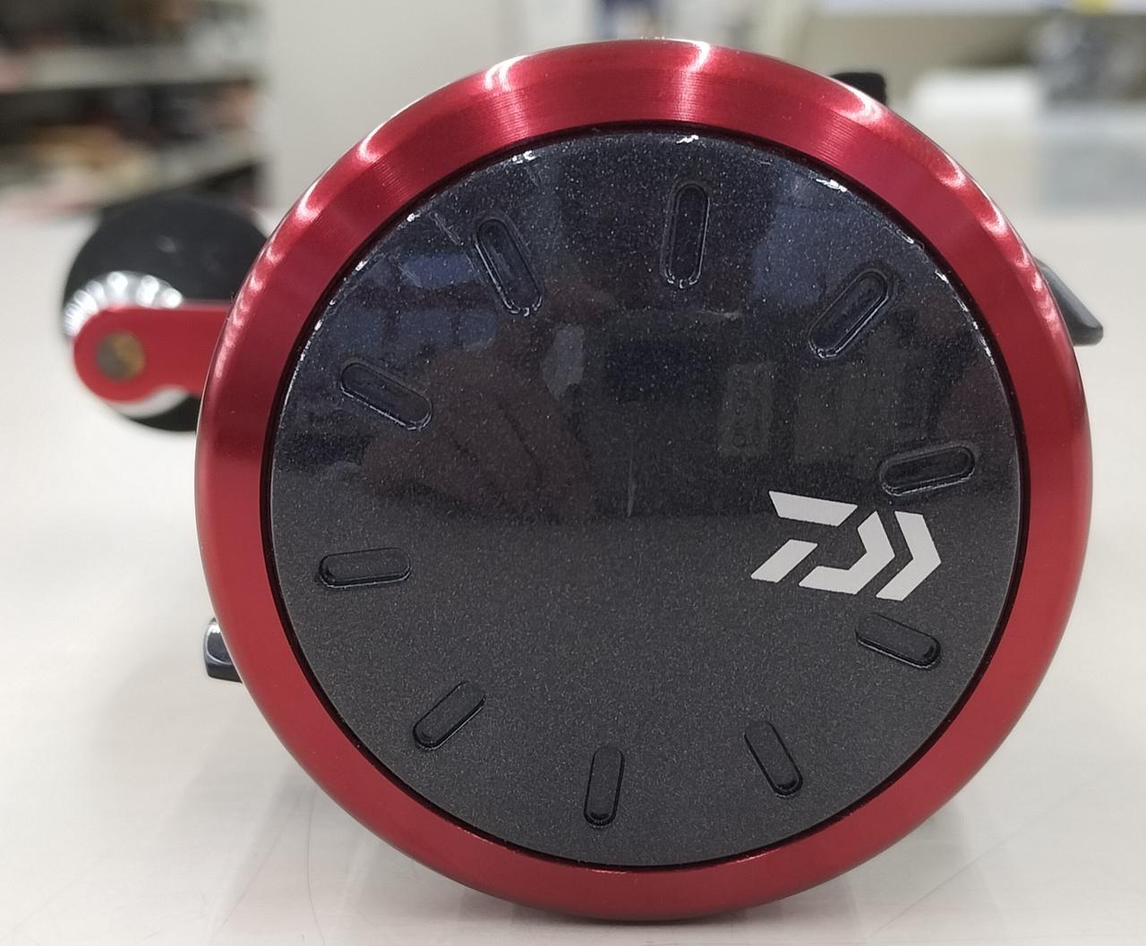 目立つキズ汚れはありません。