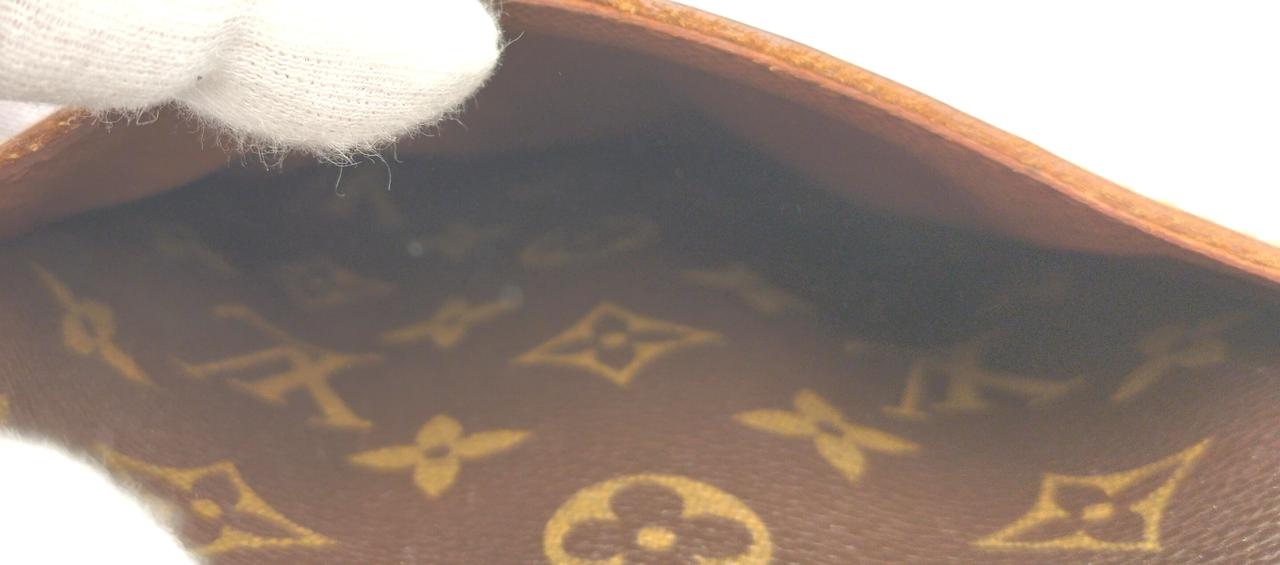 フロントポケットキレイです。