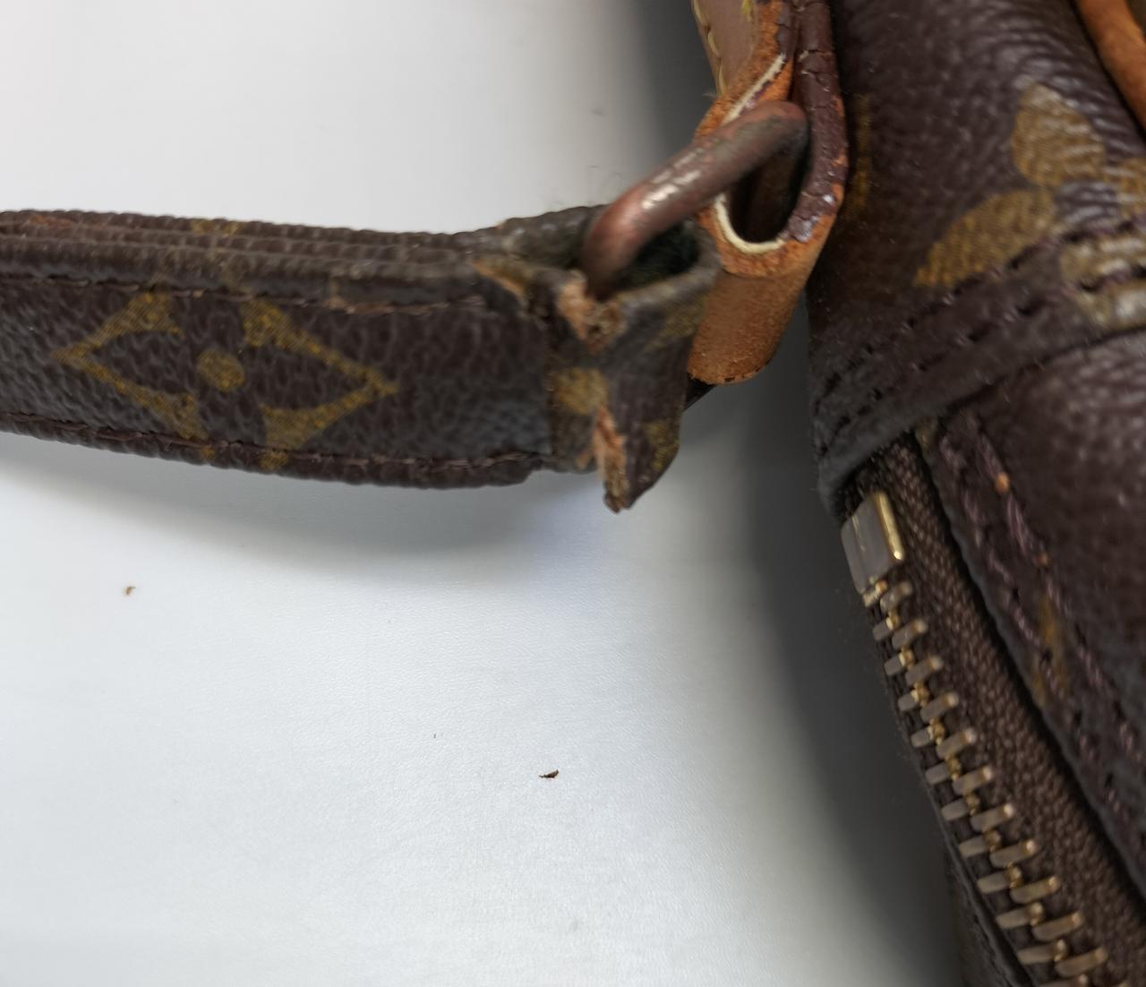 ショルダー片側、ダメージ強。